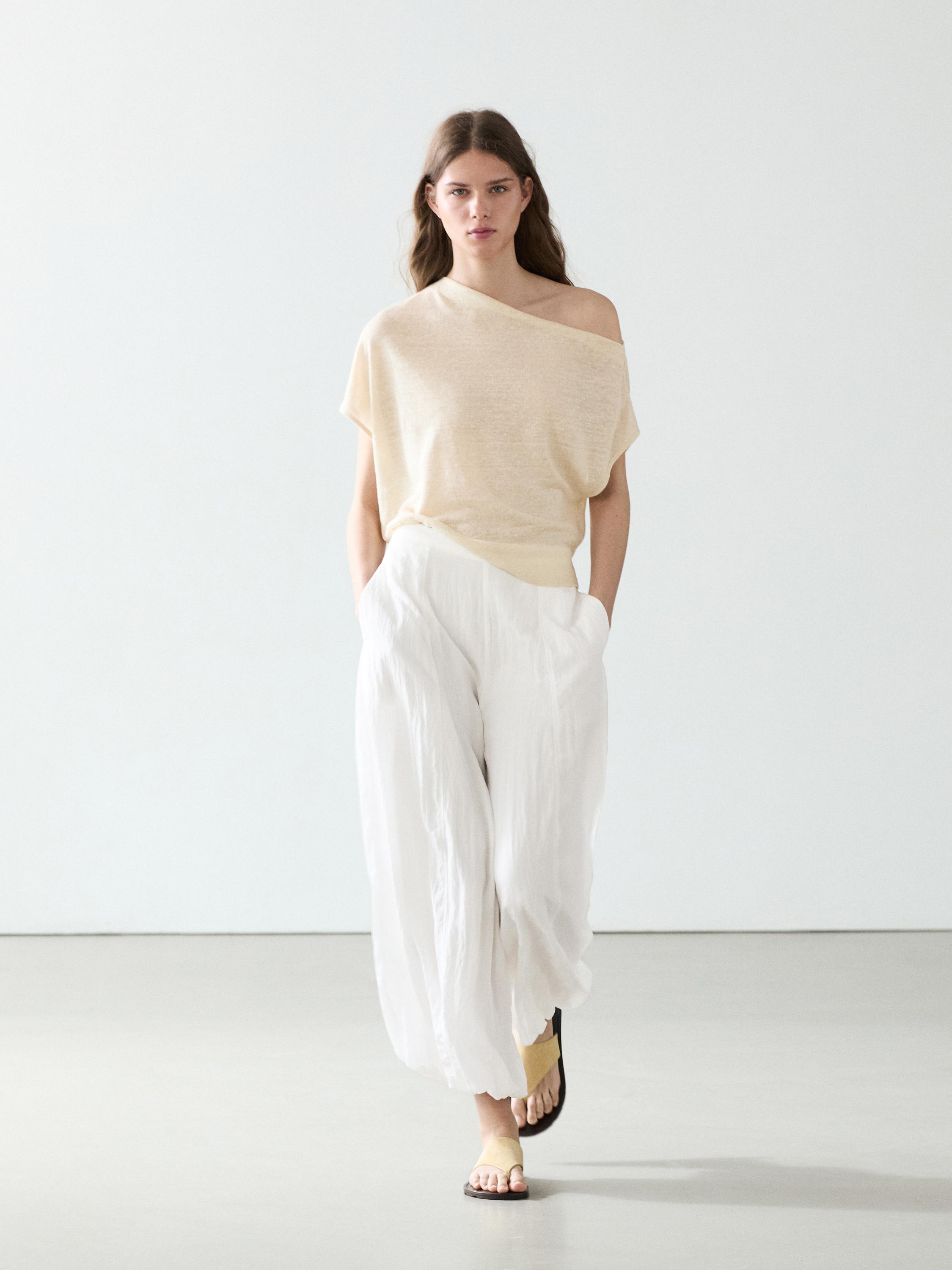 Flowing sarouel trousers with textured detail